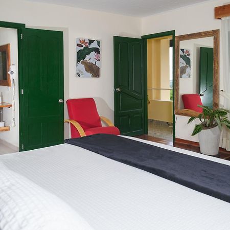 El Eden Country Hotel Y Club Residencial Circasia Exterior photo